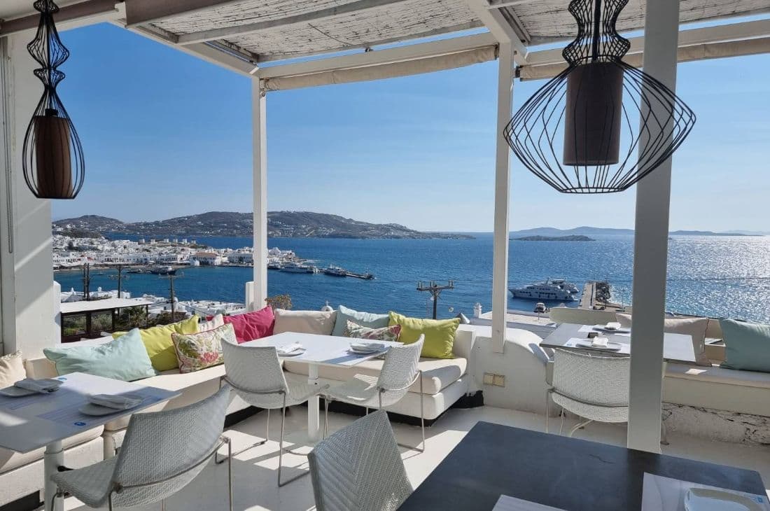 An image of Oniro the bar Mykonos